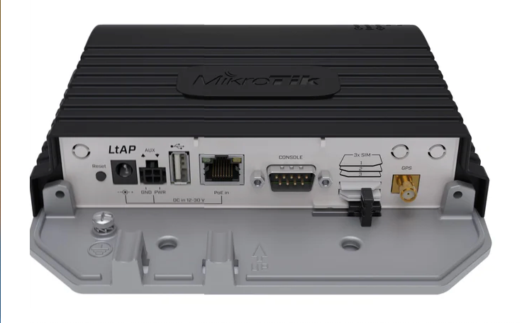 Dual Coverage Base | π Ethernet + πΆ LTE | Indoor/Outdoor - LtAP LTE6